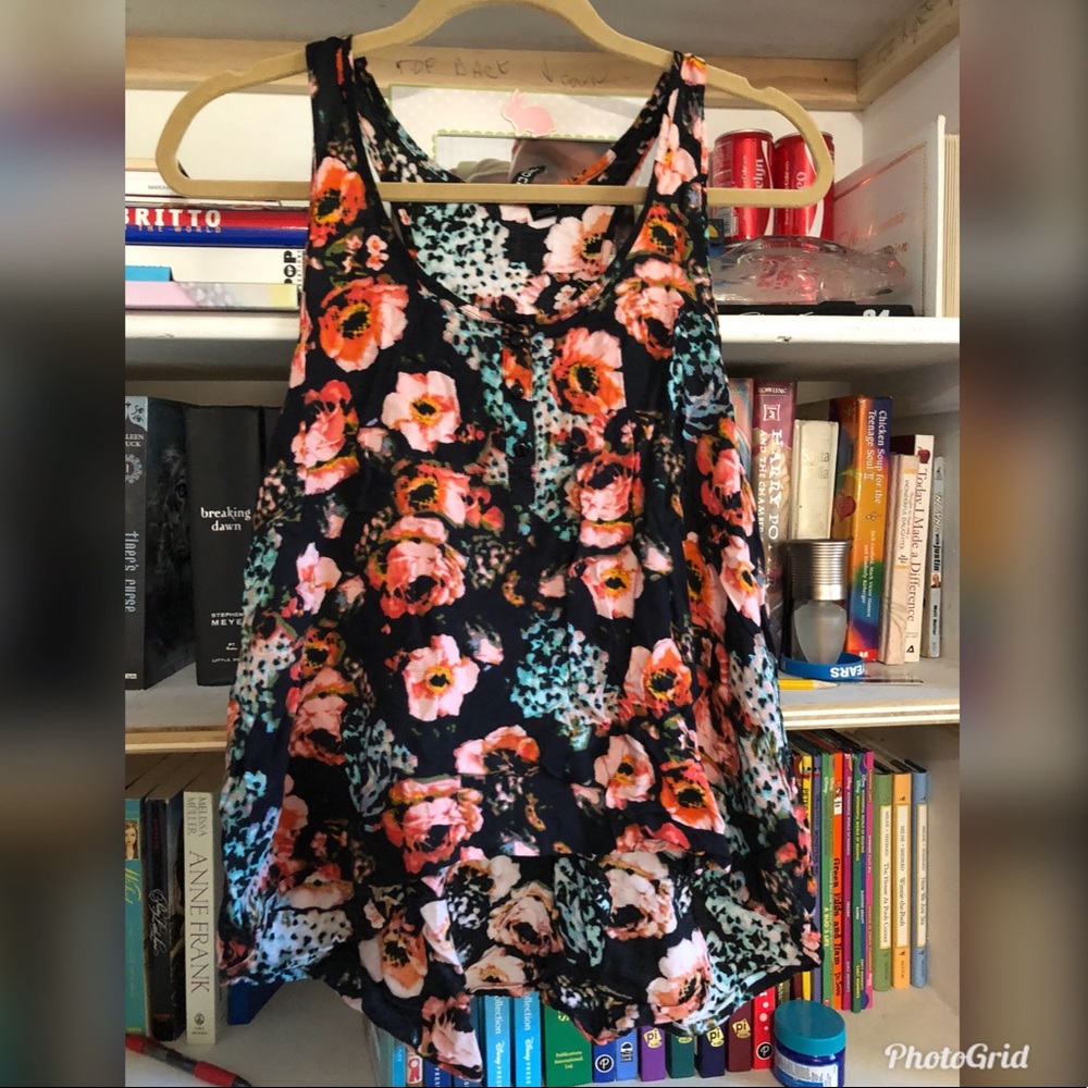Floral Sleeveless Top